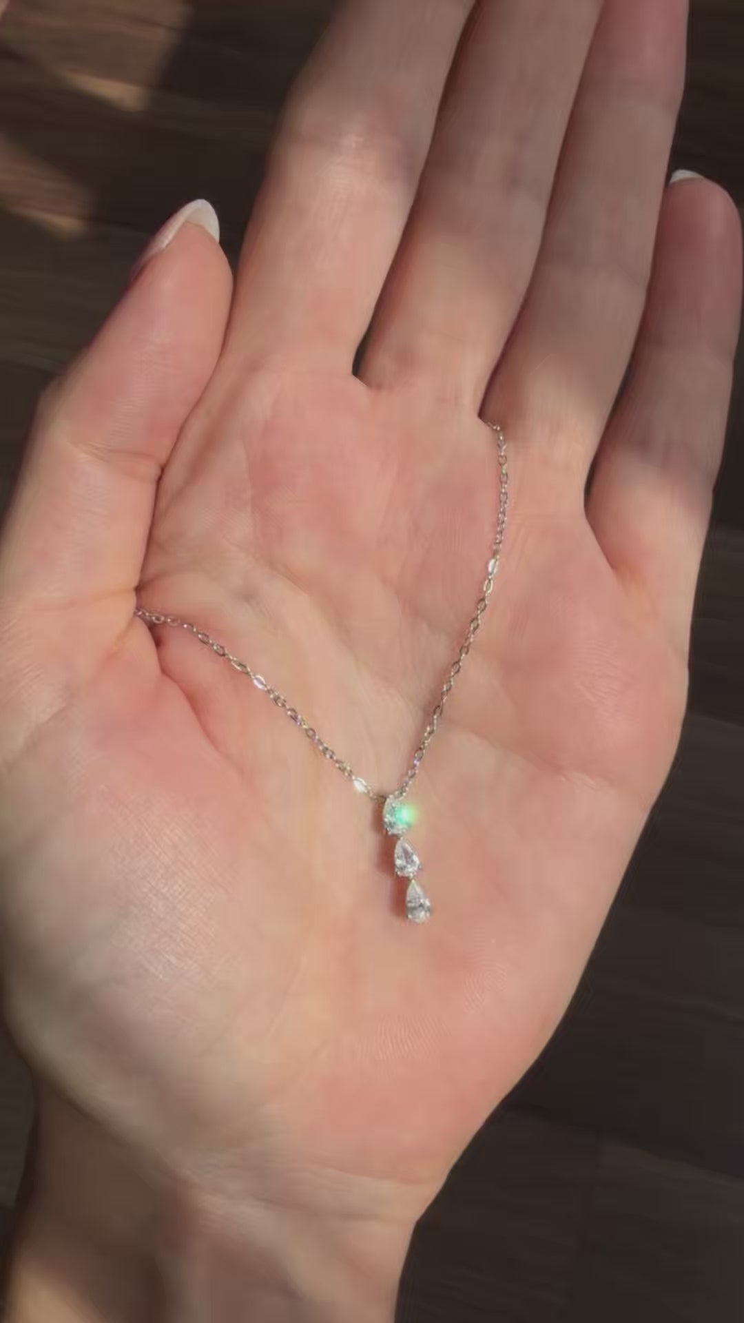 COLIER SILVER TEARDROP